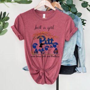 Pittsburgh Panthers Peanuts Cartoon Just A Girl Who Loves Fall And Panthers Logo Shirt