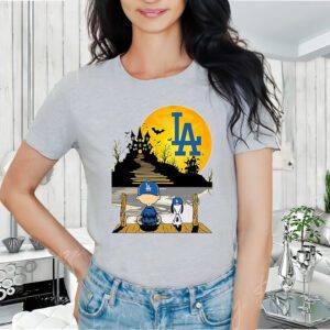 Snoopy Charlie Brown Sit Under Moon Los Angeles Dodgers Halloween T-Shirt