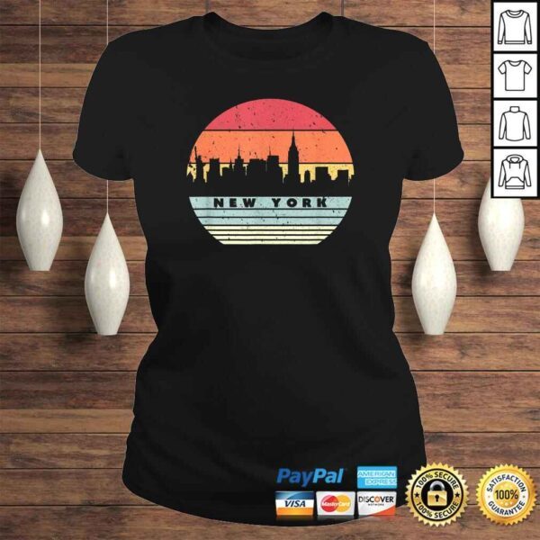 Funny New York Souvenir Shirt. Retro Style USA Skyline TShirt - Image 3