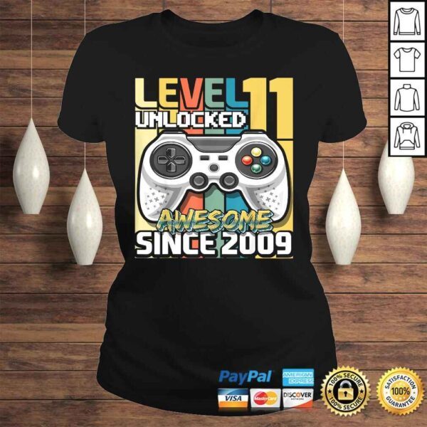 Level 11 Unlocked Awesome 2009 Video Game 11th Birthday V-Neck T-Shirt - Image 3