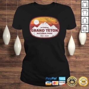 ClassicLadies Vintage Grand Teton National Park Shirt Distressed