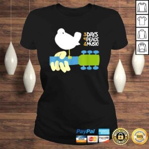 ClassicLadies Woodstock Poster TShirt Gift