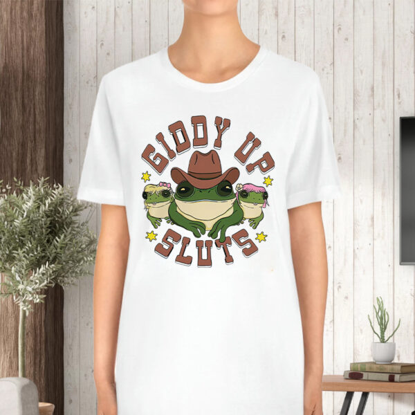 Cowboy Frog giddy up sluts TShirt