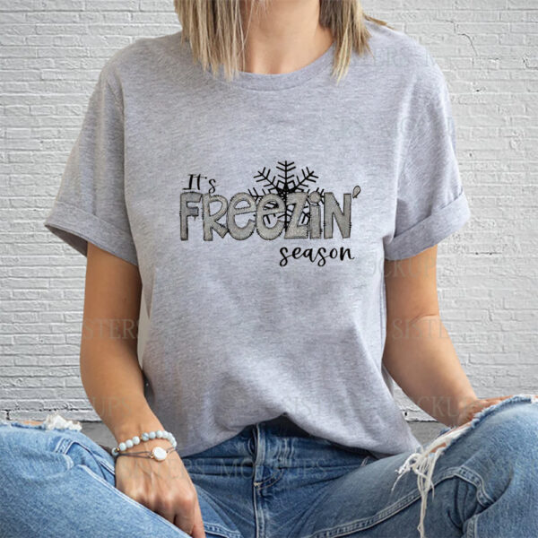 Women’S Casual Freezin’ Season Printed Long Sleeve Sweat TShirt