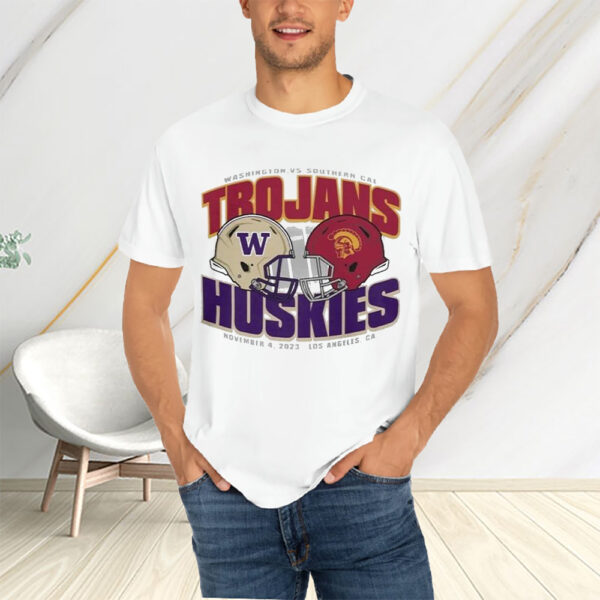 Original Usc Trojans Vs Washington White Huskies Dueling Helmet November 4 2023 Los Angeles Ca T-Shirts