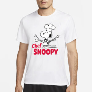 Juniors' Peanuts Chef Snoopy T-Shirt3